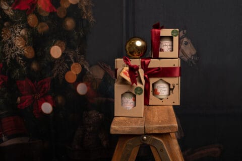 paczki prezentowe ze świecami pachnący blask, instrukcja palenia świec