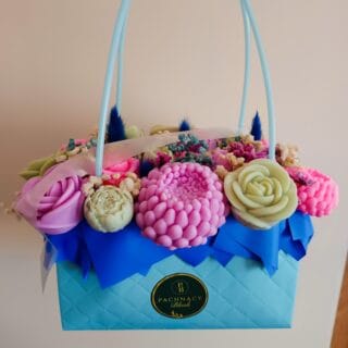 FLOWERBOX Z WOSKU W TOREBCE