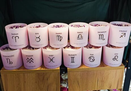 ŚWIECA SOJOWA ZODIAKALNA Z AMETYSTEM